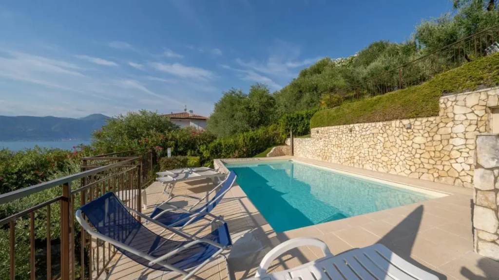Garda Lake, Free Park, Big Swimming Pool (Adults Only)