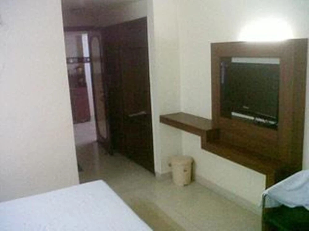 Hotel Surya
