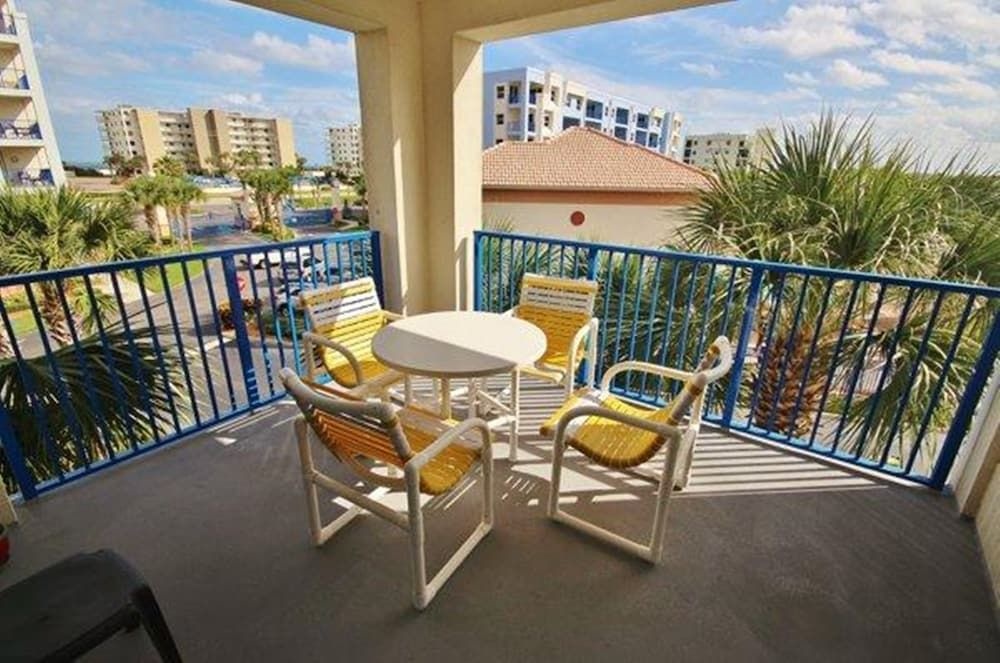 Oceanwalk 14-301 Apartment 3