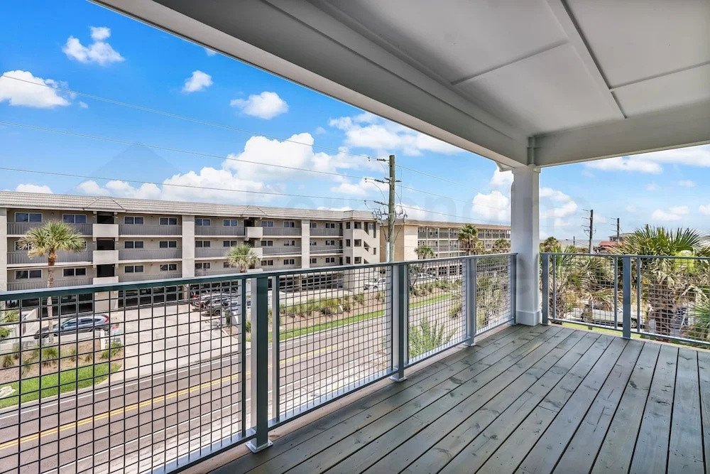391 A&b 4 Bedroom Townhouse by RedAwning