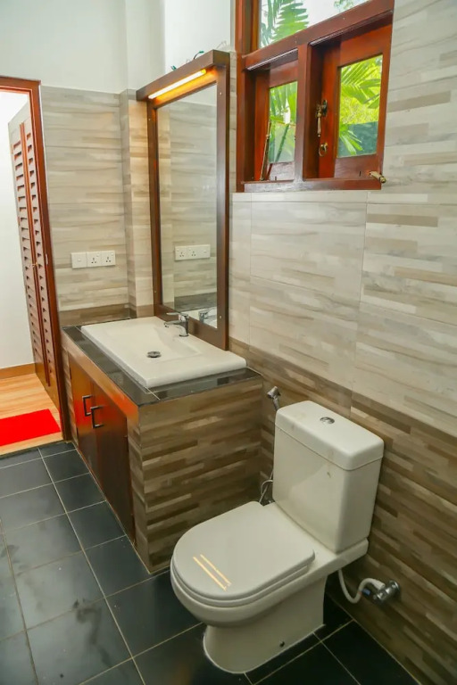 Heaven in Satin Woods Rekawa