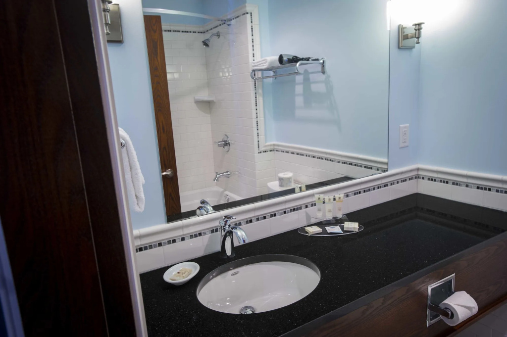 Hume Hotel & Spa