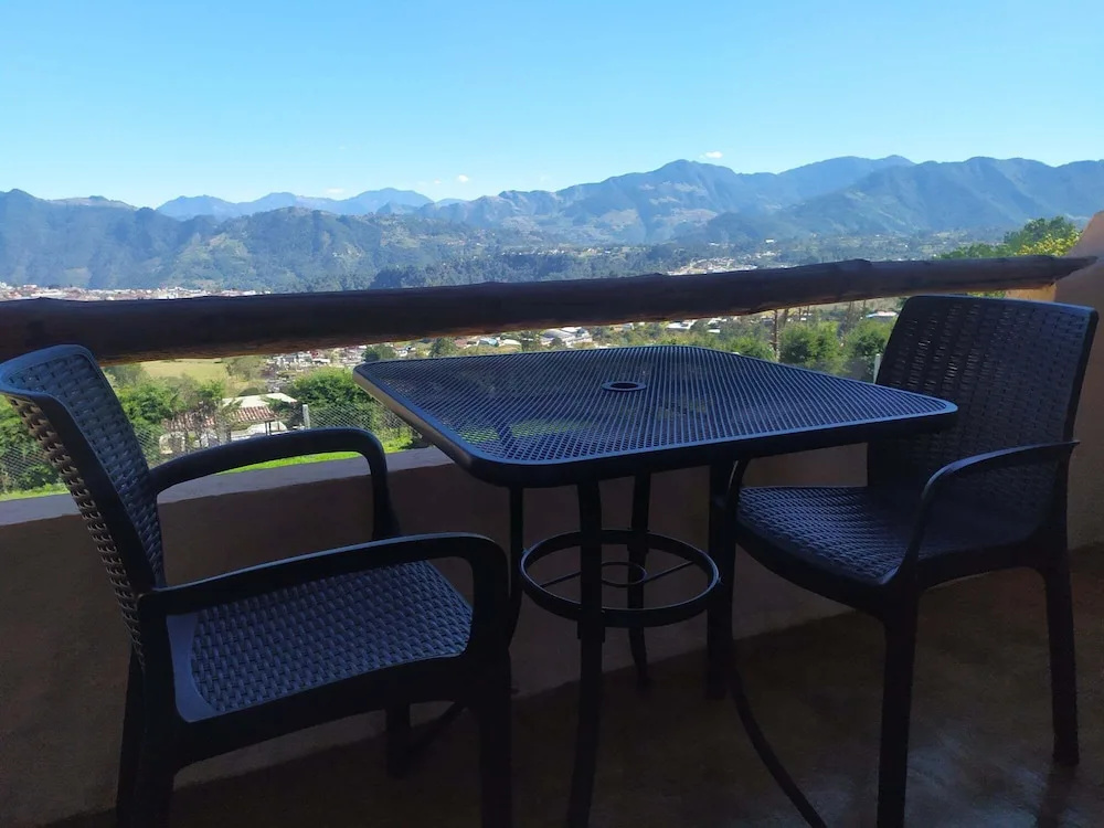 HOTEL ALTAVISTA