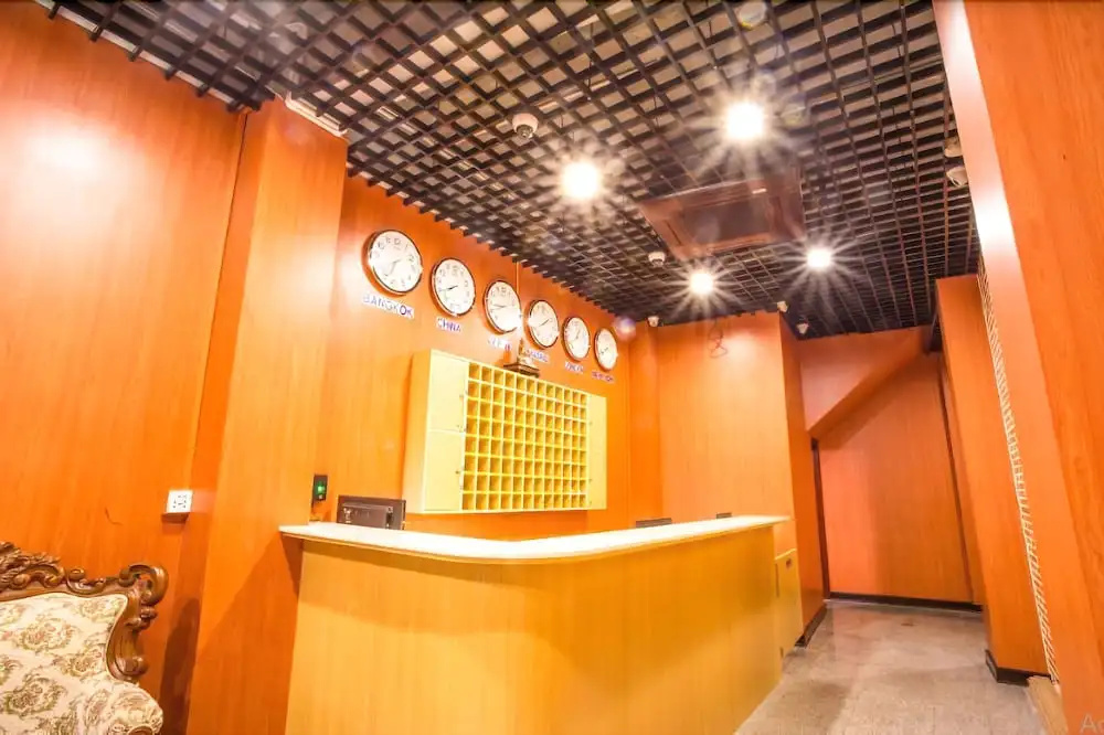Phranakorn Hostel - Adults Only