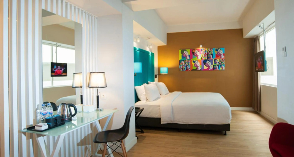 Idoop Hotel by Prasanthi