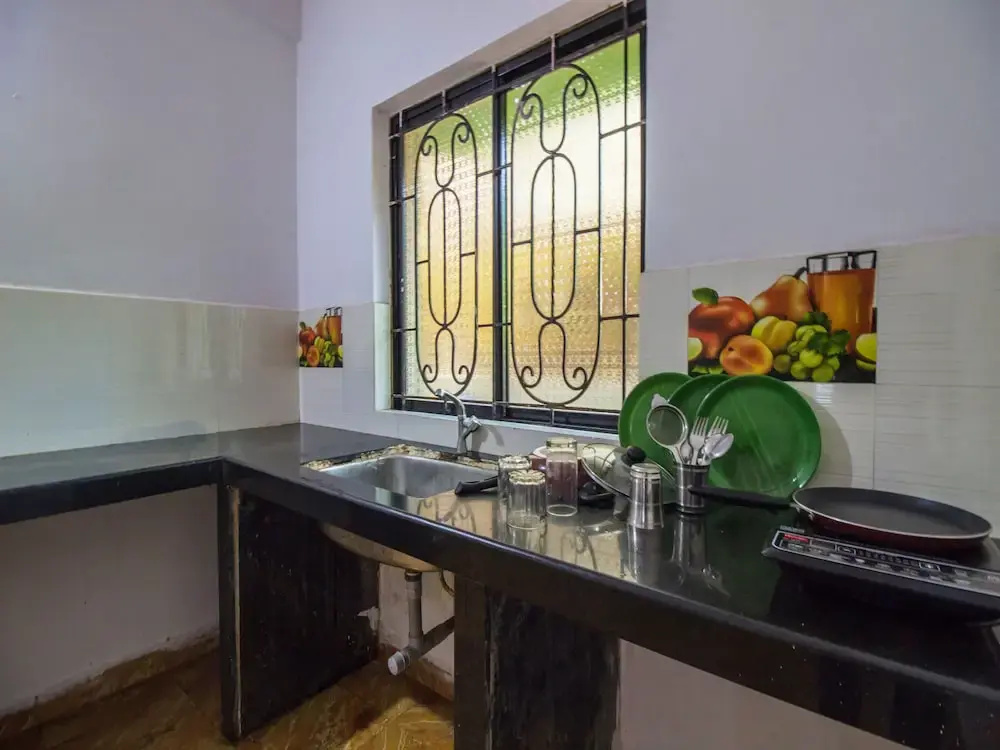 OYO 14233 Home Seaside 2BHK Calangute Beach