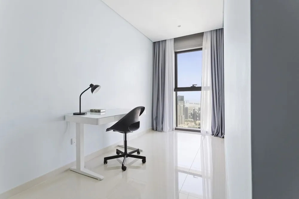 Stone Tree - Furnished 2BR with Infinity Pool