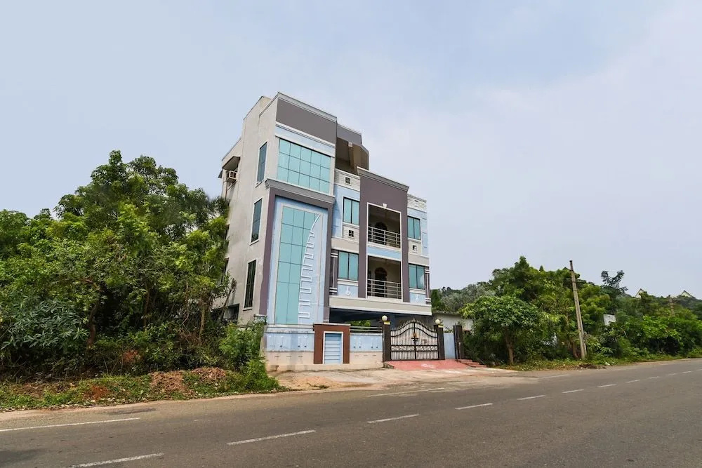 Oyo 18989 Sai Residency