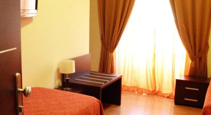 San Max Hotel