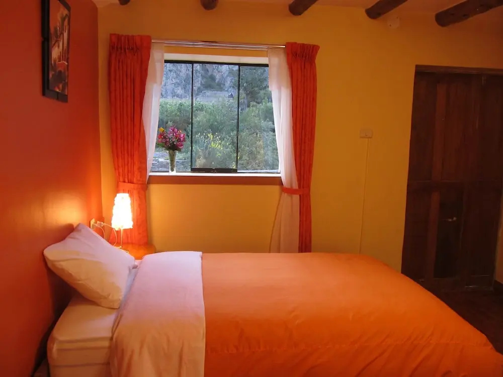 Asiriy Guest House