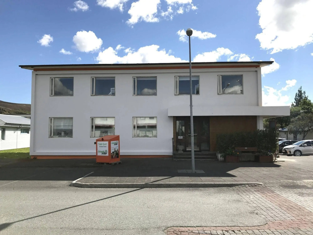 Hot Springs Hostel