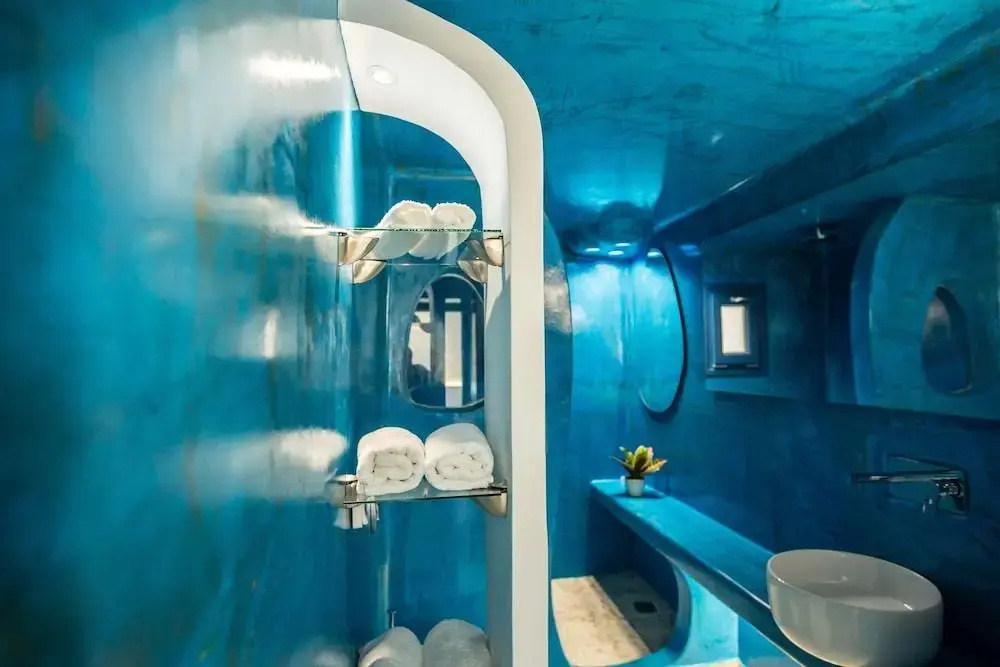 Amera Suites