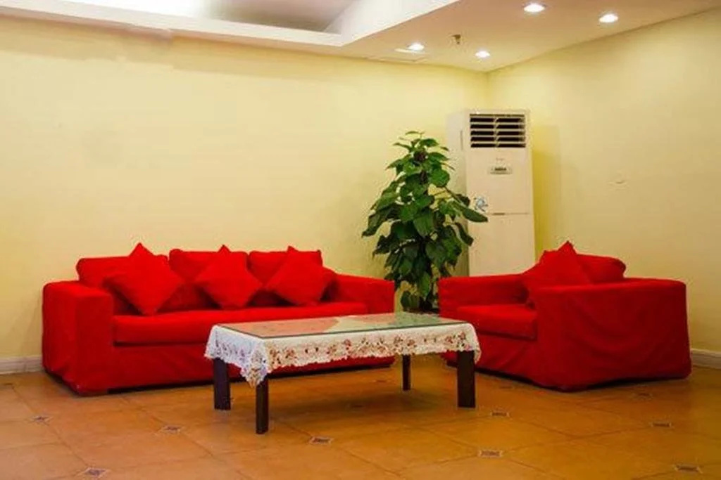 Home Inn LinAn Qianwan Street