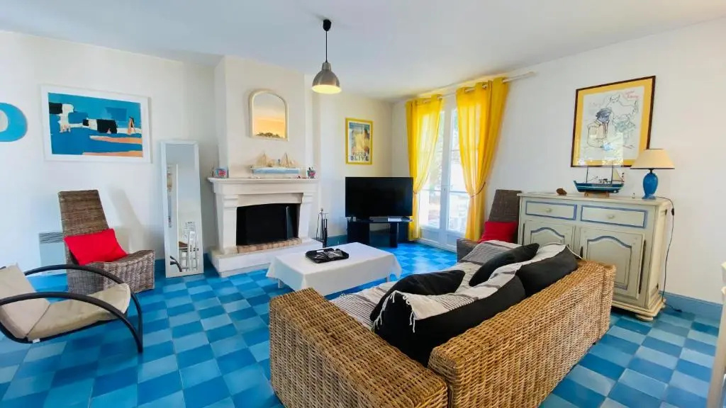 Villa individuelle de plain pied, à 300m du marché, et 500m de la plage,