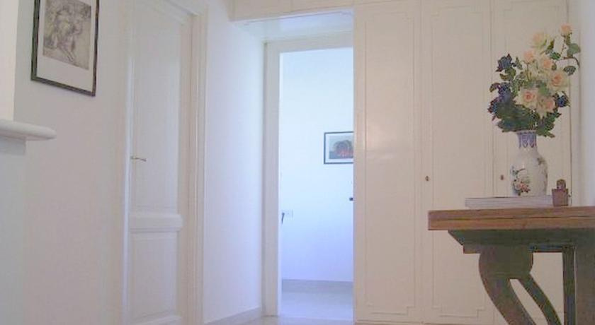 Cathy Apartment