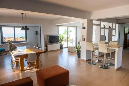 Villa Infinite Blu