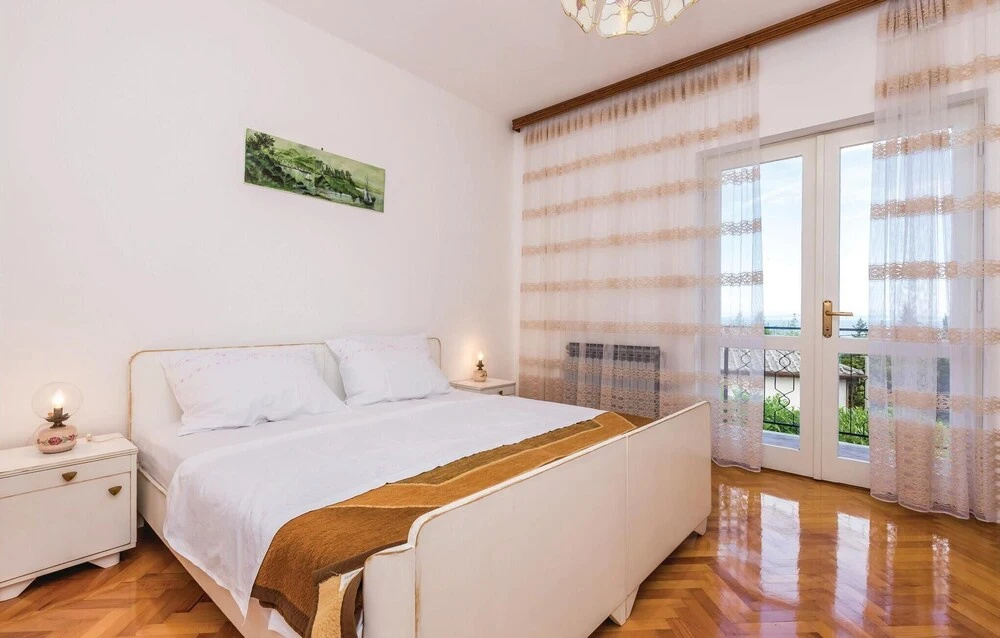 Amazing Home in Lovran With Wifi and 3 Bedrooms
