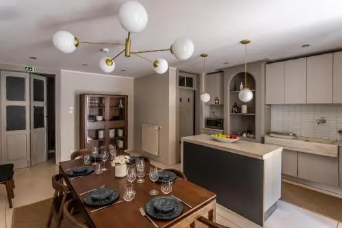 Gallery Townhouse & Home