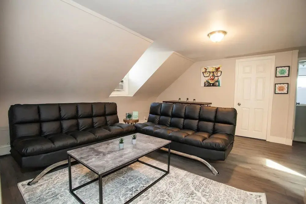 Luxury Collection-4 Bedroom 3 Full-bathroom-boston