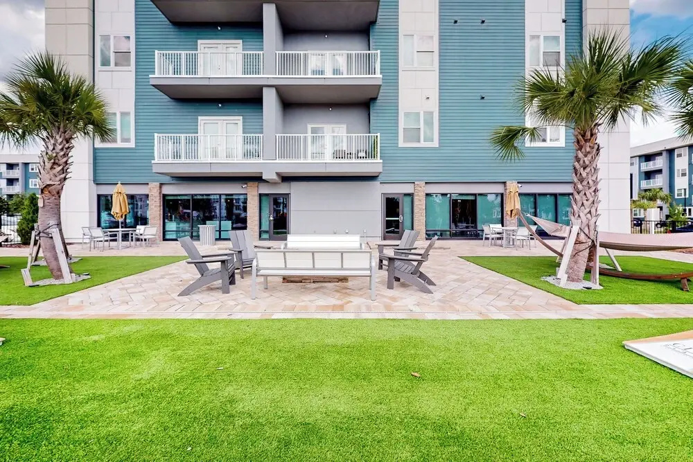 Spacious Apartment w/ All the Comforts of Home