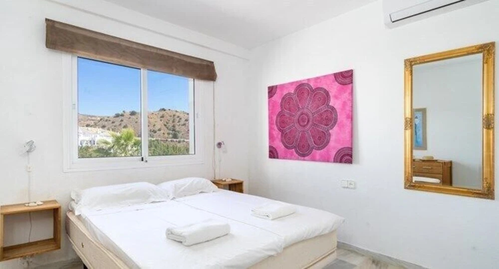 Fantastic Apart sea view and heated pool