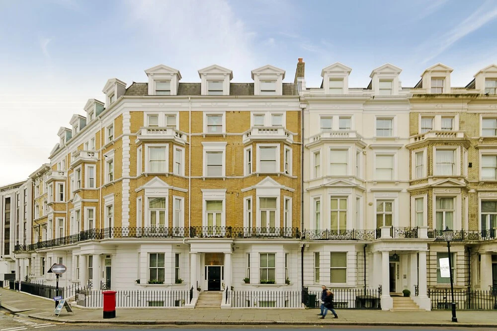 Q Kensington Two Apartments