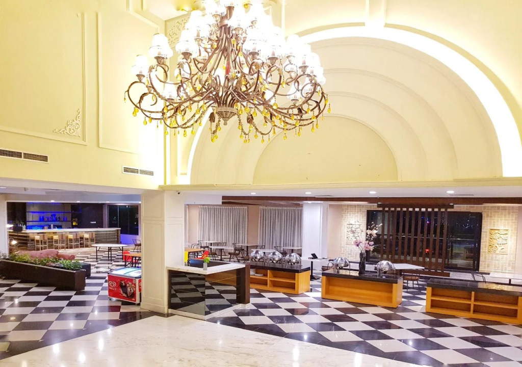 King's Hotel Nagoya Batam