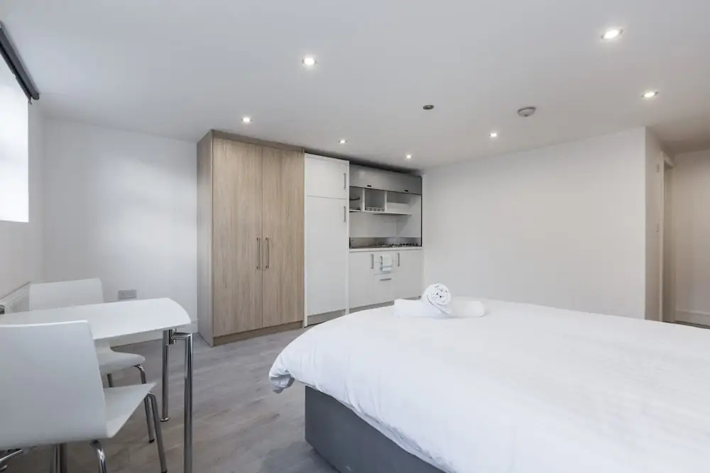 Studio Apartment Near Victoria Station