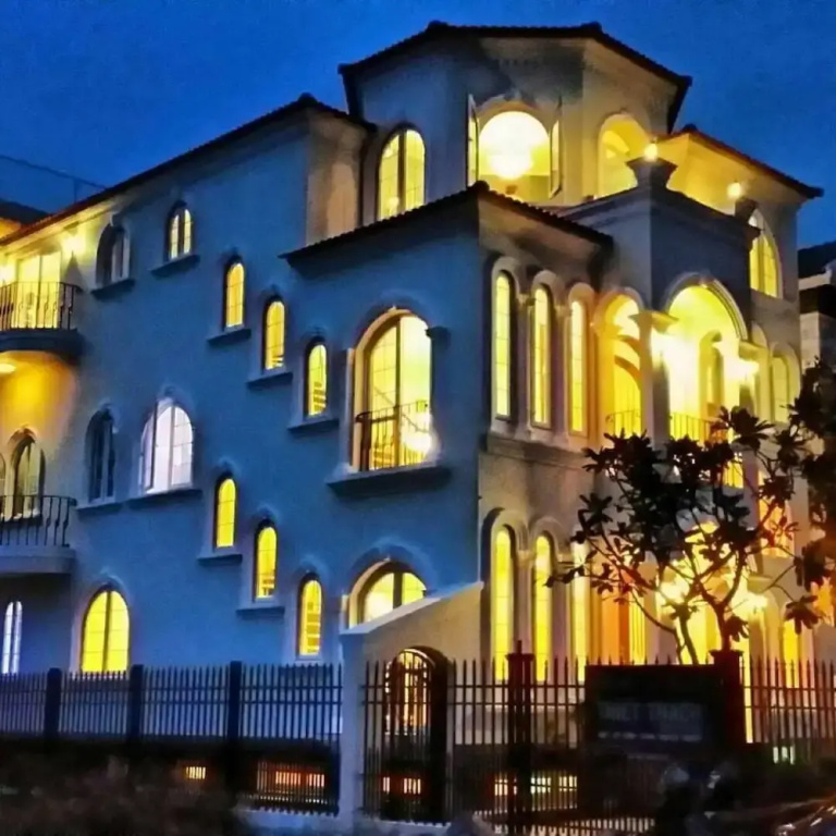 Funny House