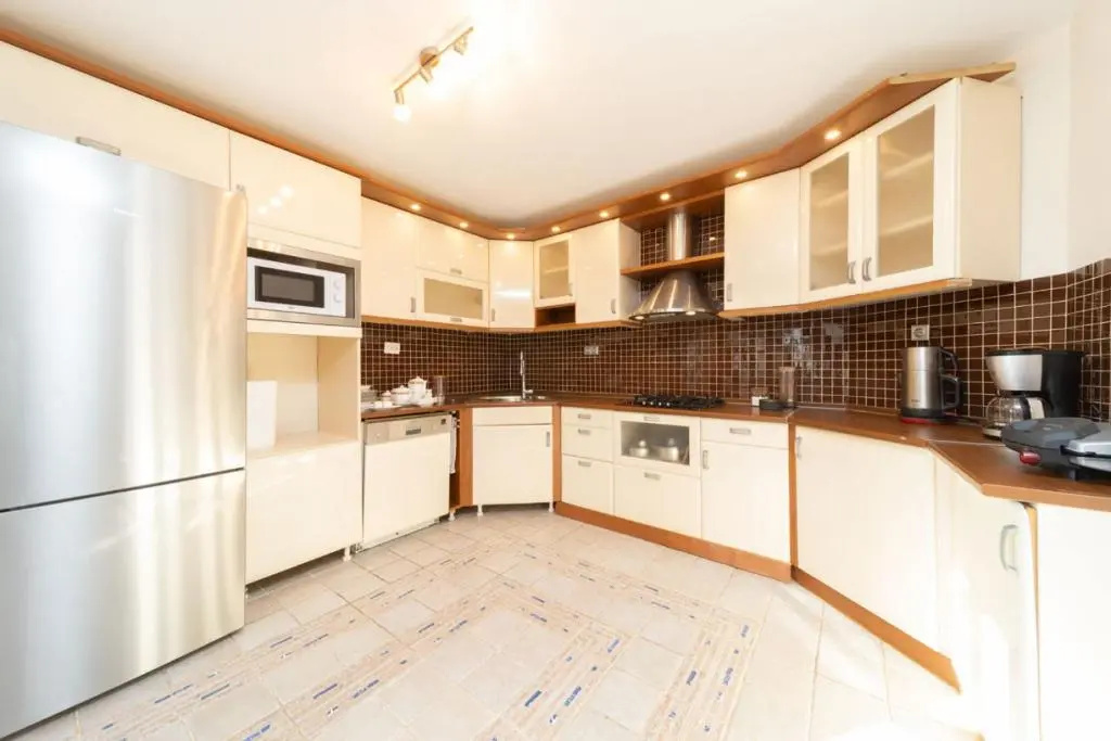 House Close to Beach With Shared Pool in Antalya