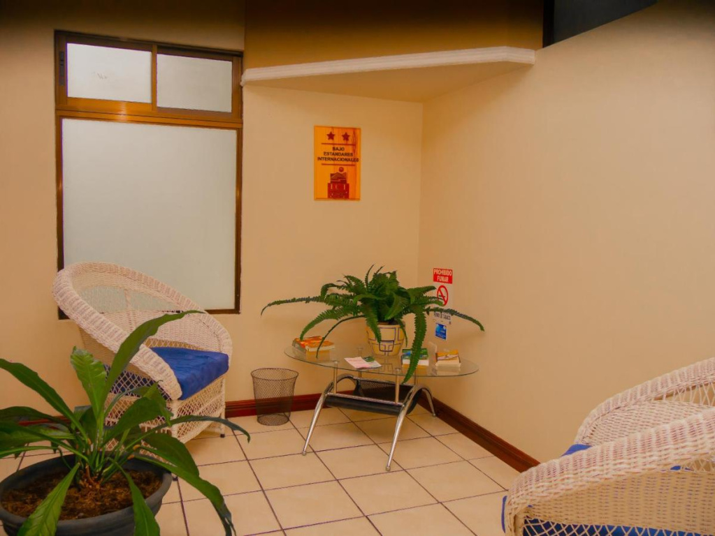 Hotel Bamboo Aeropuerto