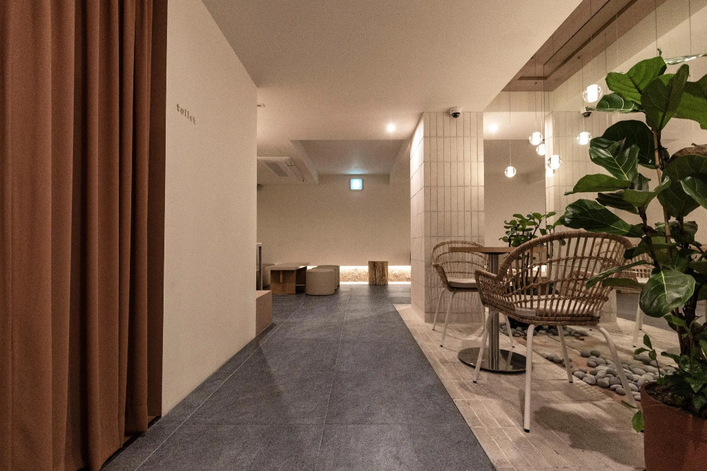 Tong Tong Petit Hotel