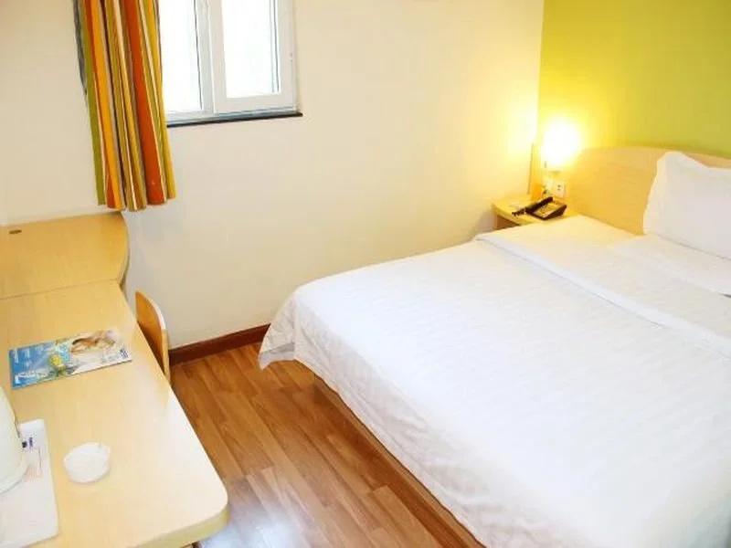 7 Days Inn