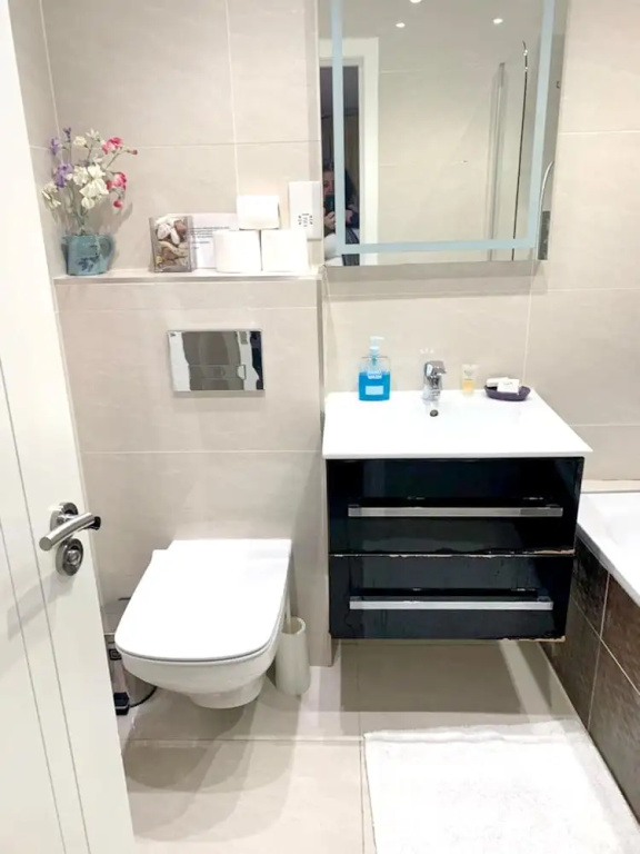 Apartment With 2 Bedrooms in Greater London, With Wonderful City View, Balcony and Wifi