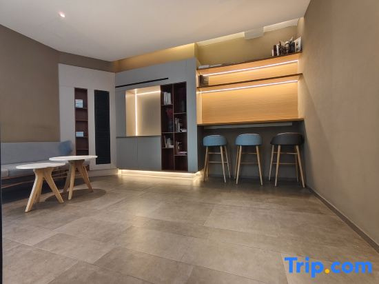 Home Inn Korla Qingnian Road Xiaokangcheng Pedestrain
