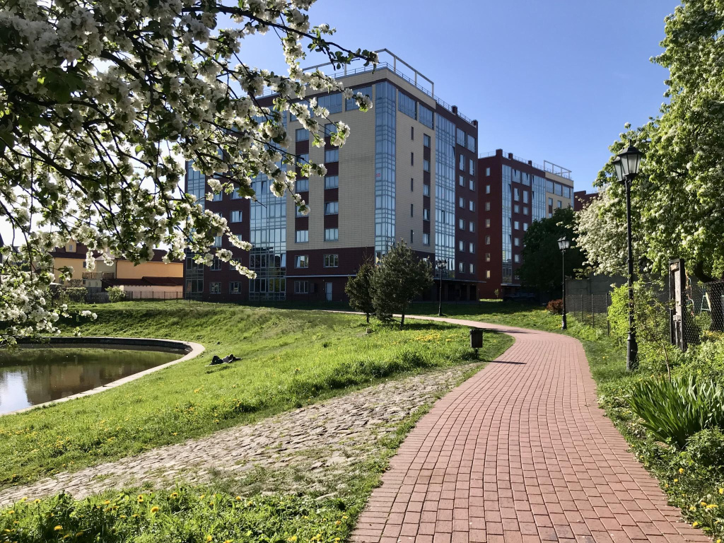Abramov в центре у Верхнего Озера
