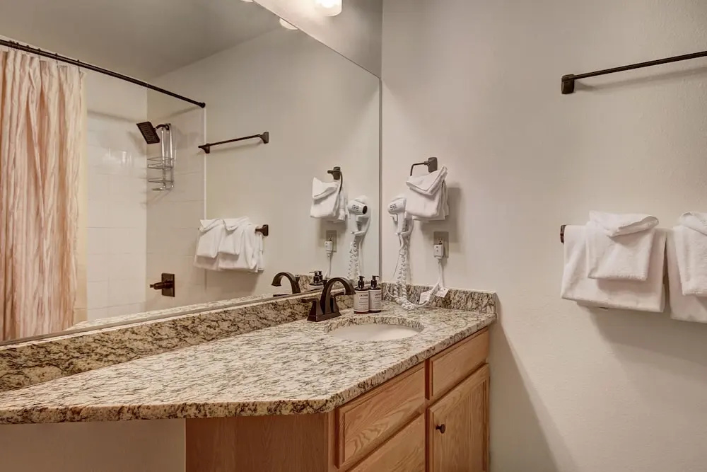 River Mnt Lodge E323F - 5 Br Condo