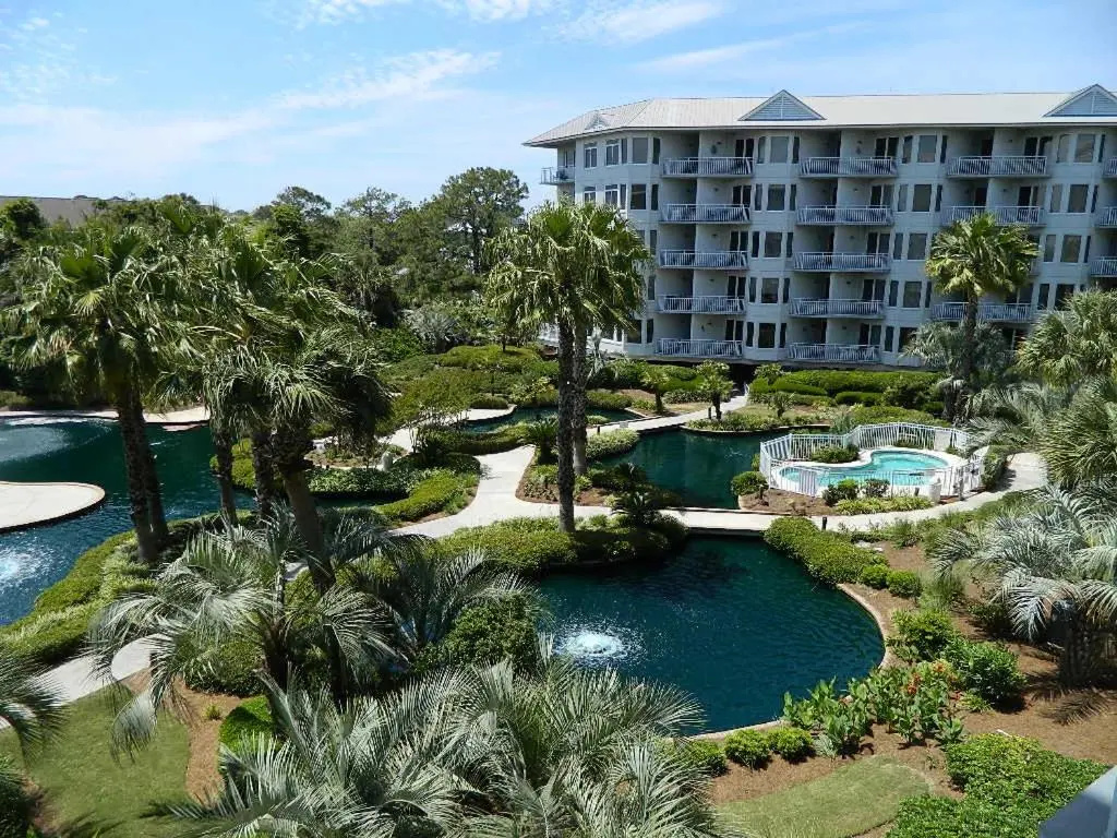 2309 SeaCrest 3 BR Forest Beach Condo