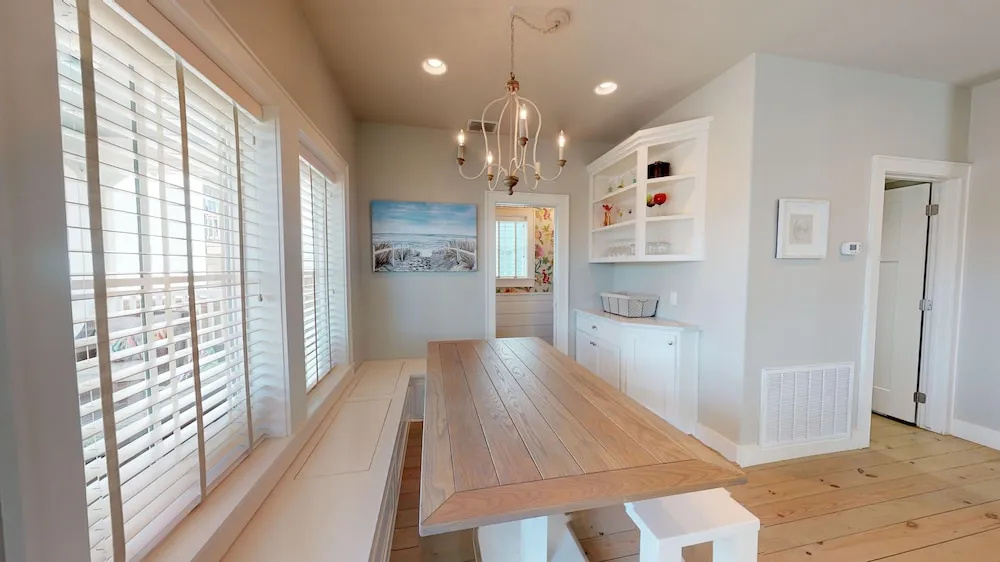 112 Eleventh St 4 Bedroom Home