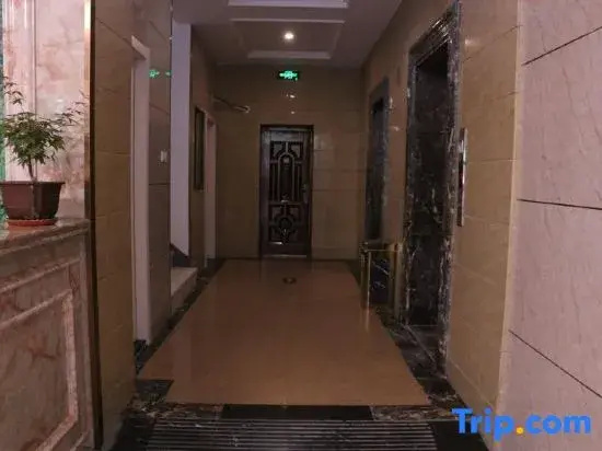 Ningbo Yunsheng Business Inn