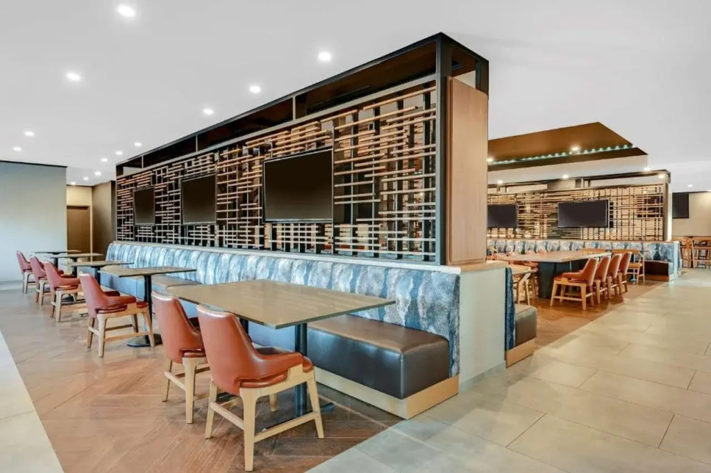 DoubleTree by Hilton Denver International Airport, CO