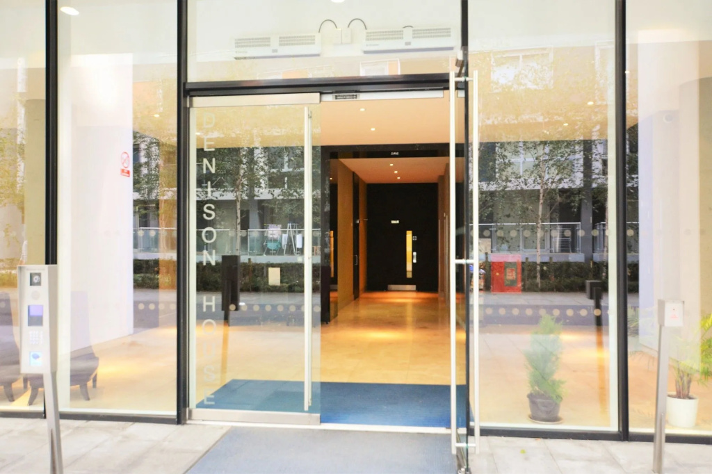 Zen Apartments - City Airport London