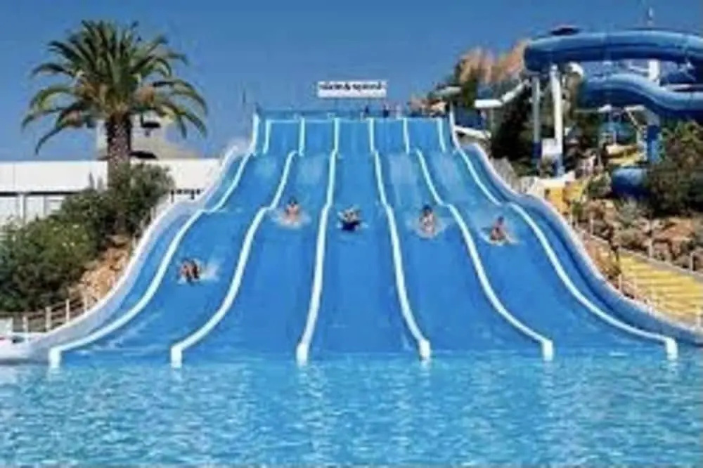 Albufeira - Apartment - Sleeps 4 - Seaside