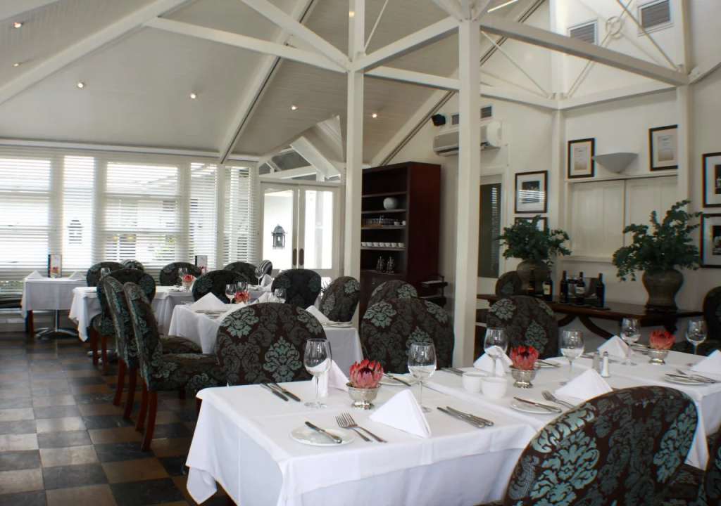 Quarters Hotel