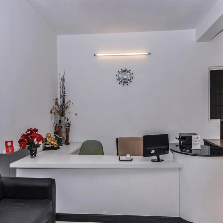 Hotel O The Mangrove Wood Residency