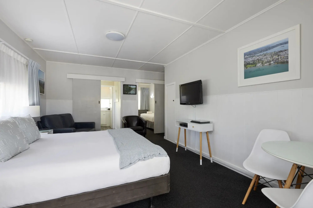 Harbour View Motel and Waterfront Apartments