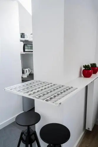 3V Apartments