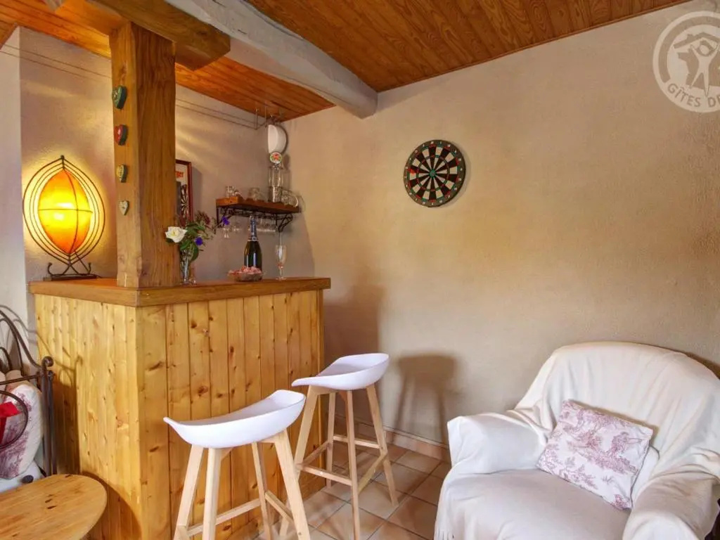Gîte harmonieux 8 pers avec cheminée et animaux admis - FR-1-496-32