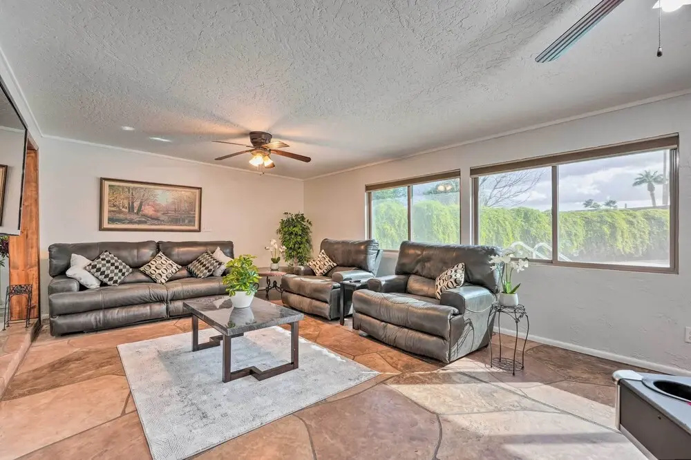 2 Mi to Old Town Scottsdale: Home w/ Pool Table