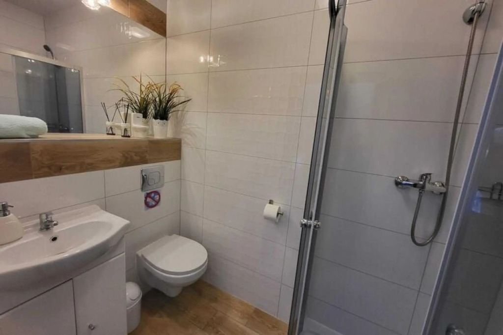 Comfortable premium class apartment, shared swimming pool, Gaski